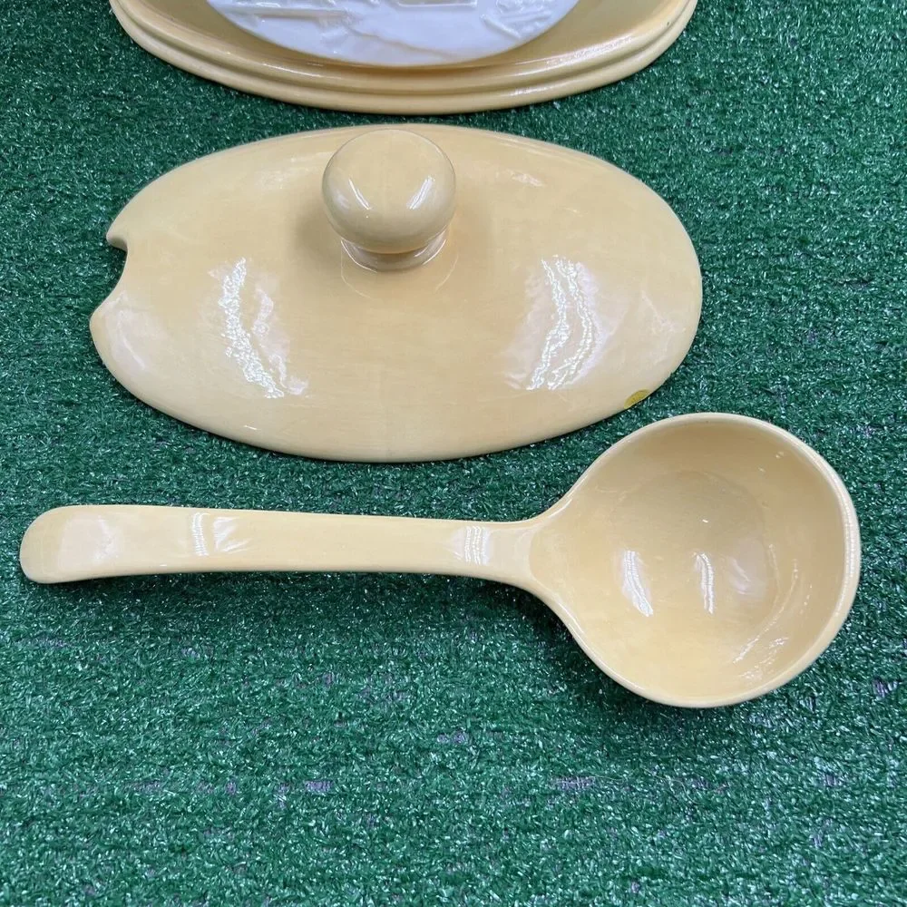 Vintage Hershe Molds 1981 Yellow Soup Serving Dish With Handle Read Descrip Flaw